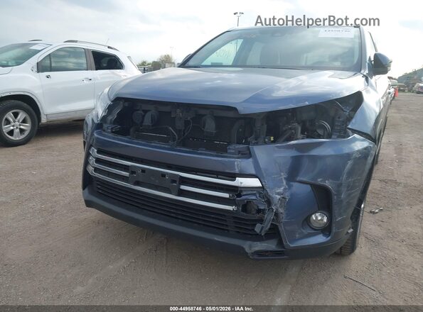 5TDDGRFH2JS037922 2018 TOYOTA LIMITED Blue 