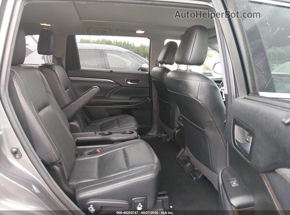 5TDDGRFH9JS047458 2018 TOYOTA HIGHLANDER HYBRID Gray VIN sticker view