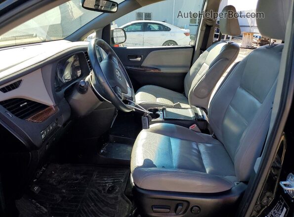 5TDDK3DC4GS129156 2016 TOYOTA SIENNA Black Front interior view