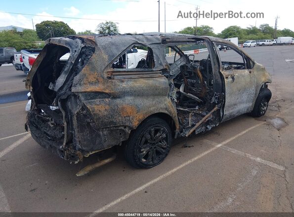 5TDDRKEC3NS088102 2022 TOYOTA SIENNA Черный Задняя правая четверть