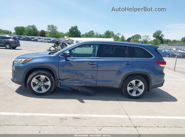 5TDDZRFH0HS418219 2017 TOYOTA HIGHLANDER Blue 