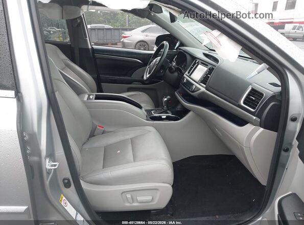 5TDDZRFH1HS361898 2017 TOYOTA HIGHLANDER Серебряный 