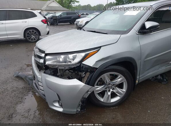 5TDDZRFH1HS361898 2017 TOYOTA HIGHLANDER Серебряный 