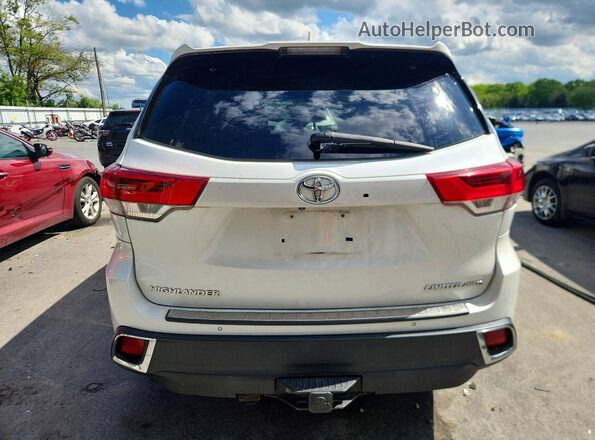 5TDDZRFH3HS373843 2017 TOYOTA HIGHLANDER Белый Вид сзади