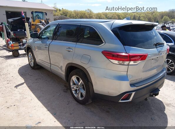 5TDDZRFH3JS835663 2018 TOYOTA LIMITED Silver Trasero izquierdo
