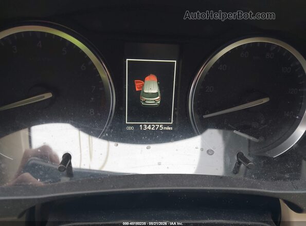 5TDDZRFH3JS903668 2018 TOYOTA HIGHLANDER White Widok tylnych siedzeń