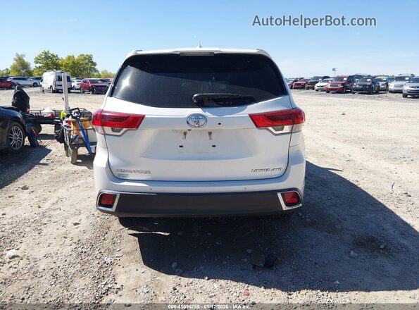 5TDDZRFH5JS861228 2018 TOYOTA LIMITED White 