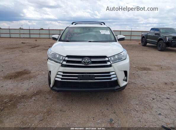 5TDDZRFH8HS359856 2017 TOYOTA HIGHLANDER White Սարքավորումների վահանակի տեսք