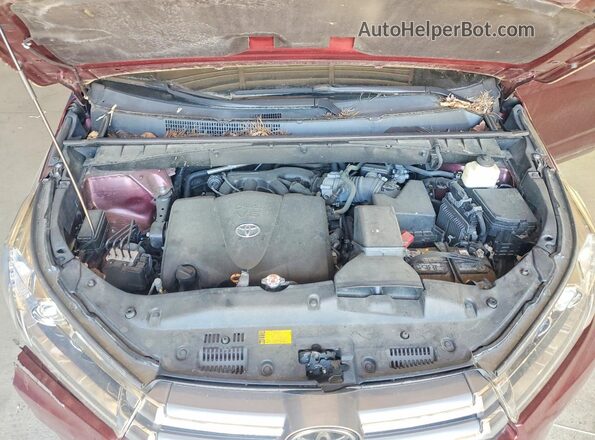 5TDDZRFH9JS894765 2018 TOYOTA HIGHLANDER Burgundy Vista del compartimento del motor