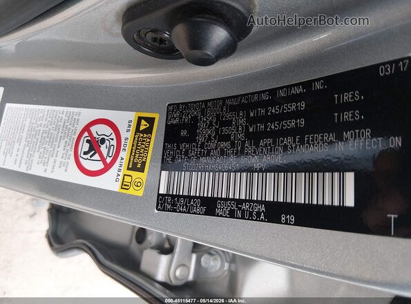 5TDDZRFHXHS406451 2017 TOYOTA HIGHLANDER Silver ძრავის განყოფილების ხედი