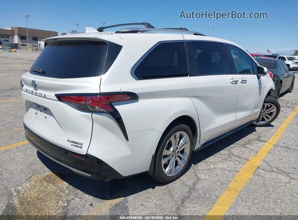 5TDERKEC3RS209317 2024 TOYOTA SIENNA White Trasero derecho