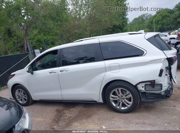 5TDESKFC4RS142651 2024 TOYOTA SIENNA White 