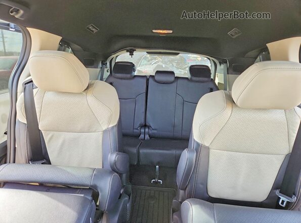 5TDESKFC6SS197379 2025 TOYOTA SIENNA White Вид задніх сидінь