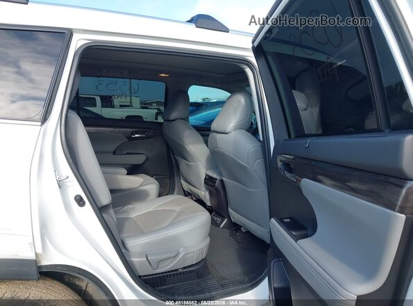 5TDFARAH2PS020399 2023 TOYOTA HIGHLANDER White Вид наклейки з VIN-кодом