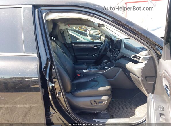 5TDFZRAHXNS142370 2022 TOYOTA HIGHLANDER Black Front interior view