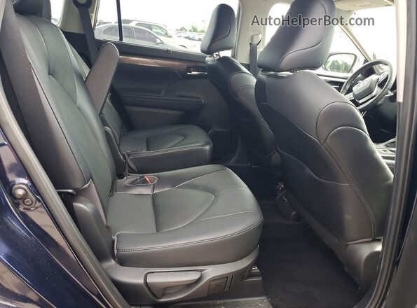 5TDFZRBH2NS221580 2022 TOYOTA HIGHLANDER Blue 