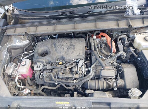 5TDGBRCH8MS064045 2021 TOYOTA LE Silver Vista trasera