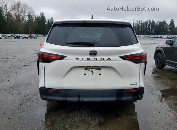 5TDGRKEC9MS013576 2021 TOYOTA SIENNA White Rear view