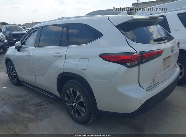 5TDGZRAH2LS512938 2020 TOYOTA LE White Rear left