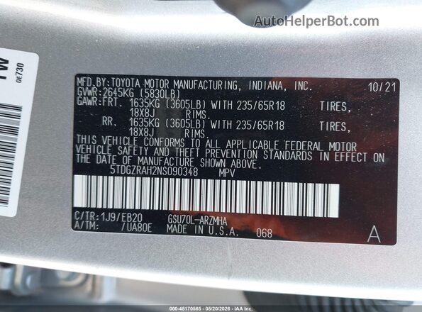 5TDGZRAH2NS090348 2022 TOYOTA HIGHLANDER Silver Vista del compartimento del motor