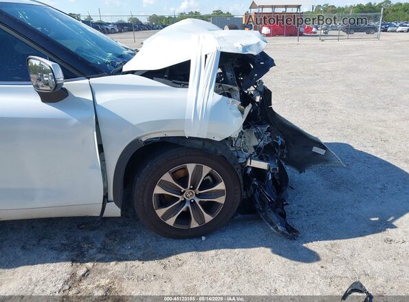 5TDGZRAH2NS552570 2022 TOYOTA HIGHLANDER White Vista frontal