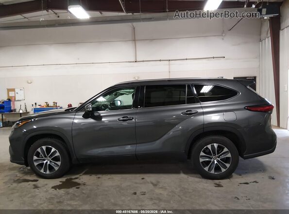 5TDGZRAH3MS041755 2021 TOYOTA HIGHLANDER Gray 