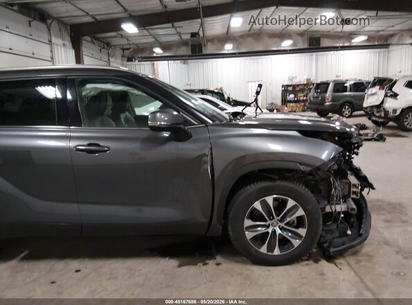 5TDGZRAH3MS041755 2021 TOYOTA HIGHLANDER Gray 