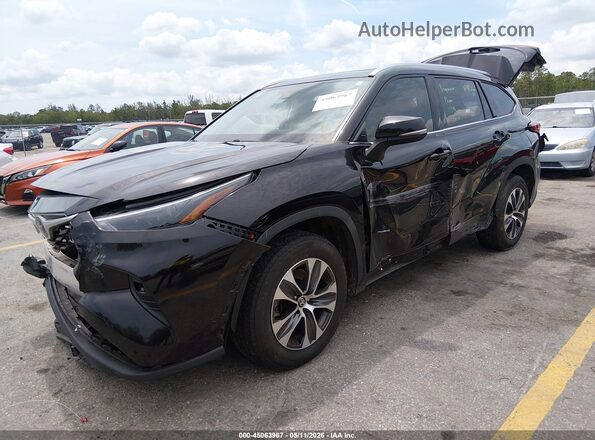 5TDGZRAH4MS048892 2021 TOYOTA LE Black 