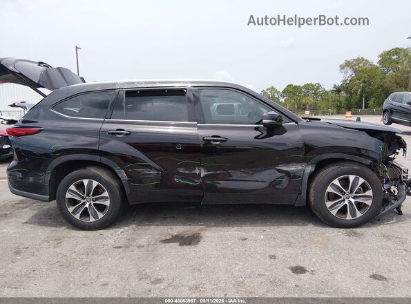 5TDGZRAH4MS048892 2021 TOYOTA LE Black 