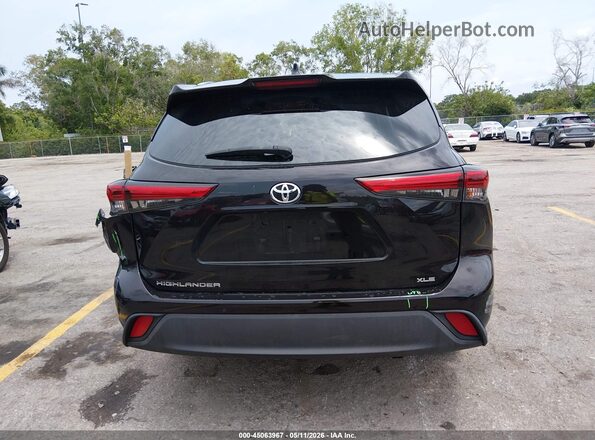 5TDGZRAH4MS048892 2021 TOYOTA LE Black 
