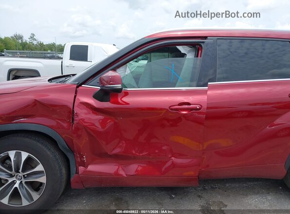 5TDGZRAH6LS513137 2020 TOYOTA LE Burgundy წინა ხედი