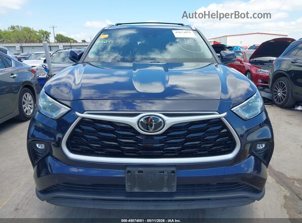 5TDGZRAH6MS033598 2021 TOYOTA LE Blue Вид задньої частини салону