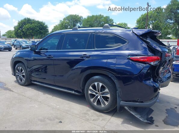 5TDGZRAH6MS033598 2021 TOYOTA LE Blue 