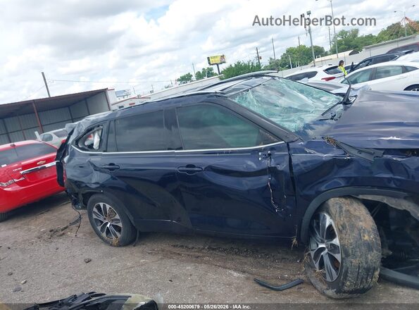 5TDGZRAH7LS009129 2020 TOYOTA HIGHLANDER Blue Widok wnętrza z tyłu