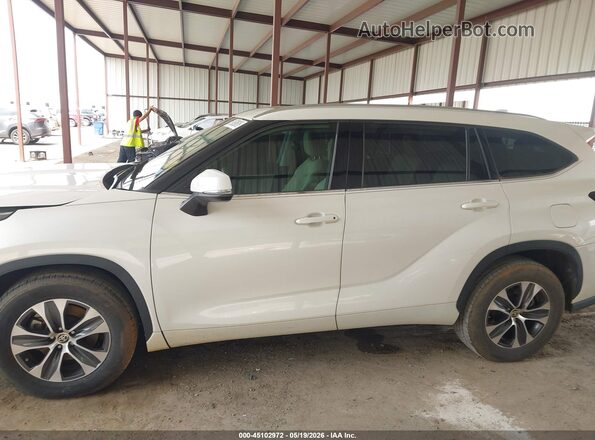 5TDGZRAH8LS503189 2020 TOYOTA HIGHLANDER White Панорамний вид салону 360°