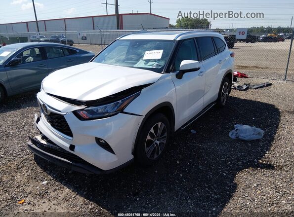 5TDGZRAH9LS017782 2020 TOYOTA HIGHLANDER White Front left