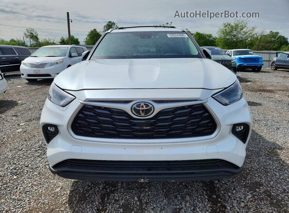 5TDGZRBH0NS578535 2022 TOYOTA HIGHLANDER White Դիմացի տեսք