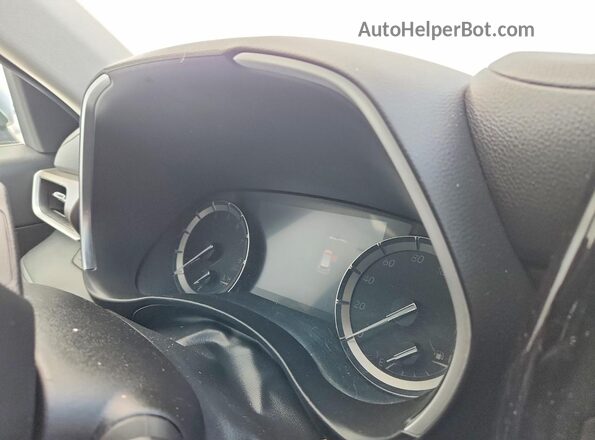 5TDGZRBH1MS074283 2021 TOYOTA HIGHLANDER Silver Instrument cluster view