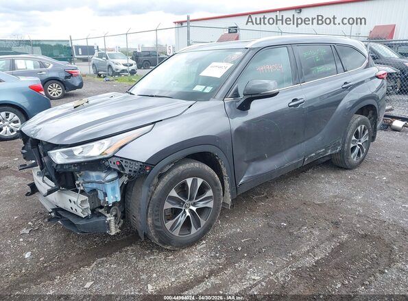 5TDGZRBH2LS050136 2020 TOYOTA LE Gray 