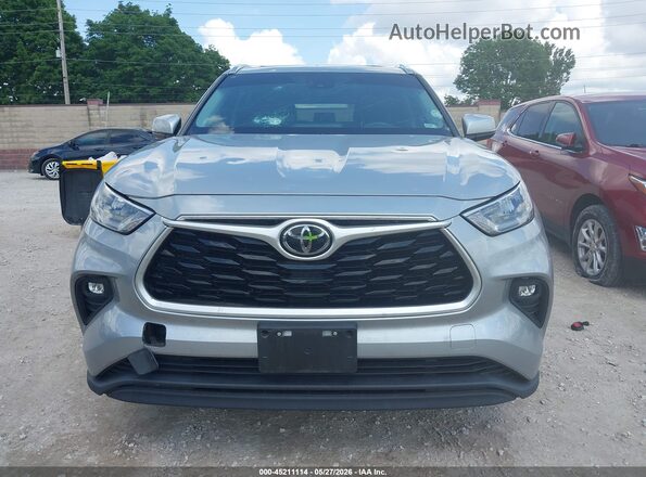 5TDGZRBH2LS501999 2020 TOYOTA HIGHLANDER Silver ხელსაწყოთა პანელის ხედი