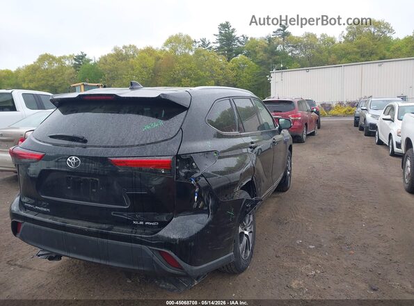5TDGZRBH3NS596754 2022 TOYOTA HIGHLANDER Black Tył prawy