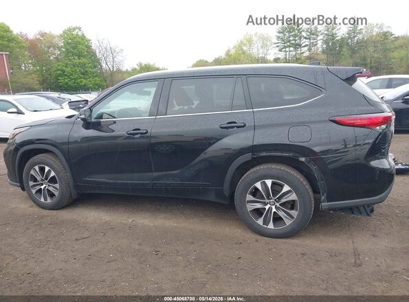 5TDGZRBH3NS596754 2022 TOYOTA HIGHLANDER Black 