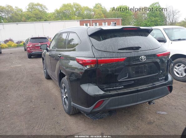 5TDGZRBH3NS596754 2022 TOYOTA HIGHLANDER Black Tył lewy