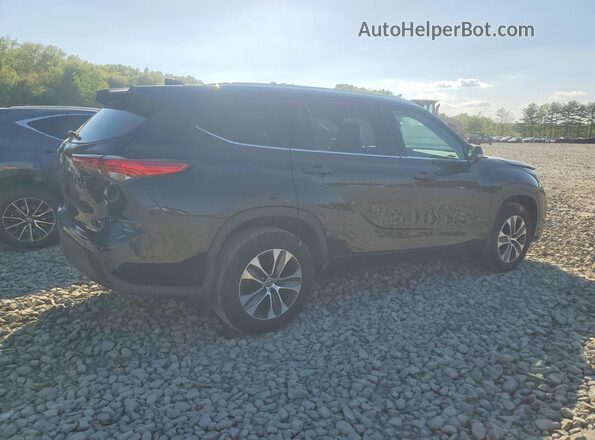 5TDGZRBH5MS063223 2021 TOYOTA HIGHLANDER Black Задня права чверть
