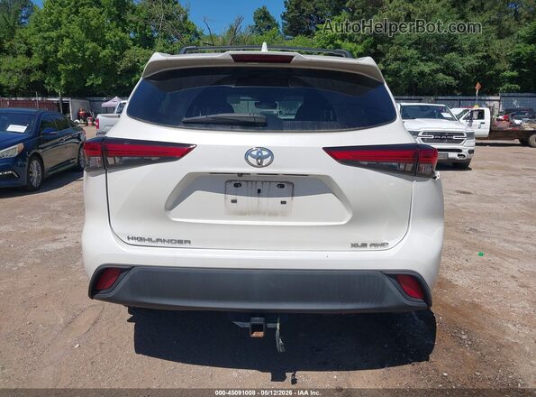 5TDGZRBH6LS031508 2020 TOYOTA LE White 