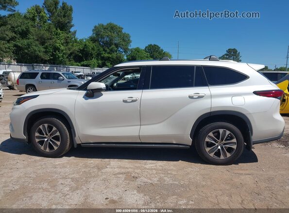 5TDGZRBH6LS031508 2020 TOYOTA LE White 