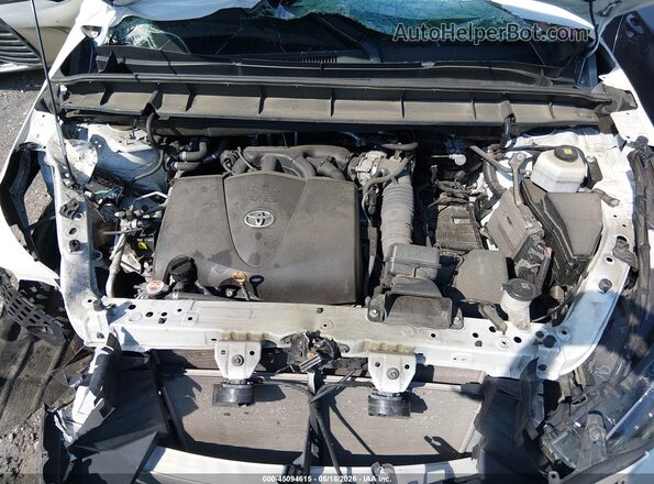 5TDGZRBH7MS139296 2021 TOYOTA LE White Հետևի տեսք