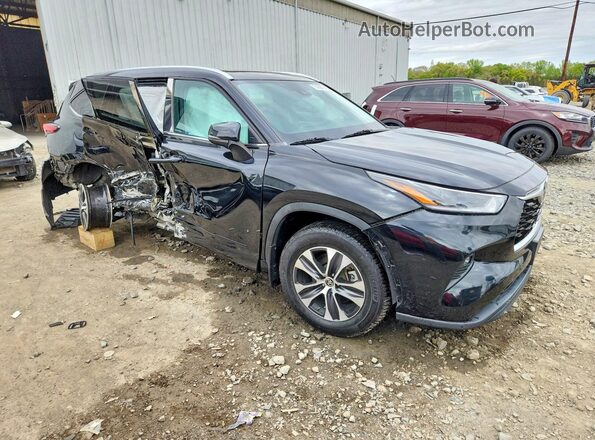 5TDGZRBHXMS132634 2021 TOYOTA HIGHLANDER Black 