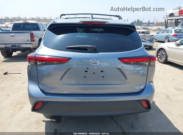 5TDHZRAH1MS053259 2021 TOYOTA LE Light Blue 