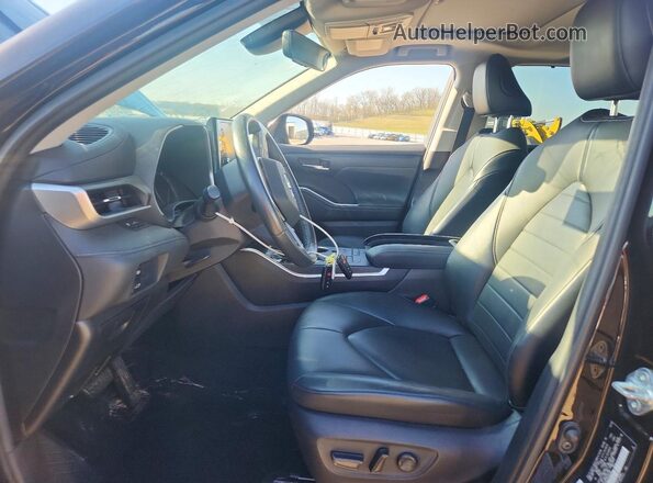 5TDHZRBH7MS063390 2021 TOYOTA HIGHLANDER Black Սալոնի դիմացի տեսք